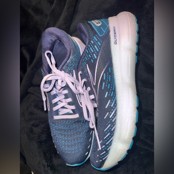 Brooks Women’s - Navy and Teal Glycerin GTS 20 - Picture 7 of 12